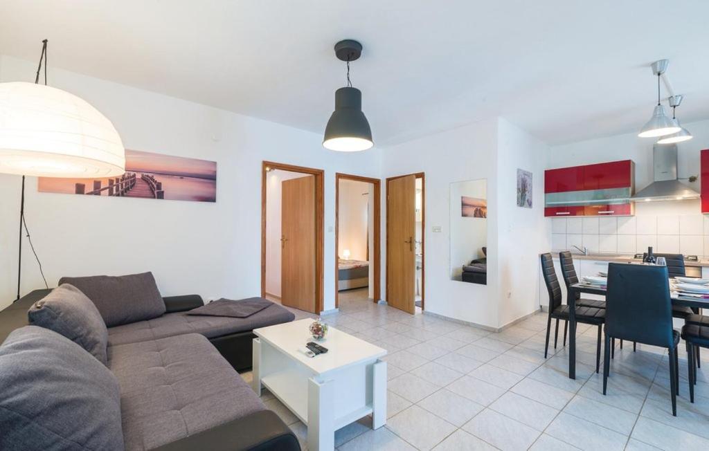 Holiday Home Lucija Sveti Filip i Jakov Zewnętrze zdjęcie