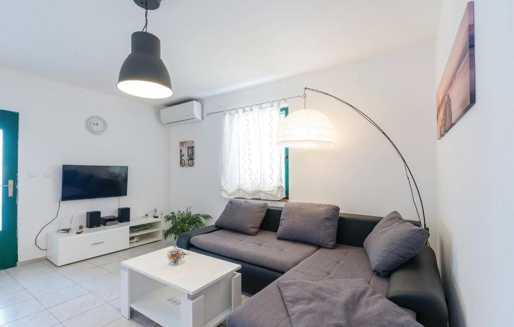 Holiday Home Lucija Sveti Filip i Jakov Zewnętrze zdjęcie