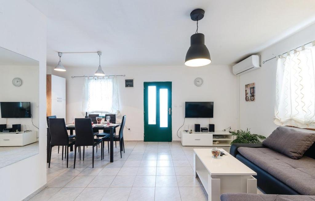 Holiday Home Lucija Sveti Filip i Jakov Zewnętrze zdjęcie
