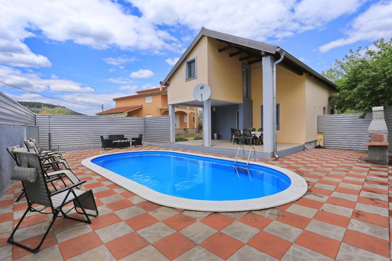 Holiday Home Lucija Sveti Filip i Jakov Zewnętrze zdjęcie