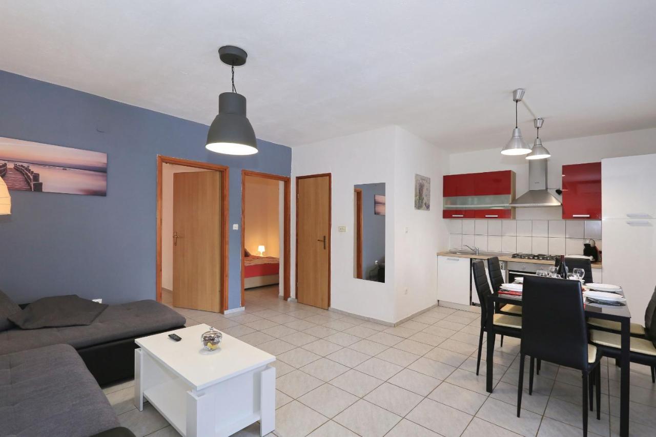 Holiday Home Lucija Sveti Filip i Jakov Zewnętrze zdjęcie